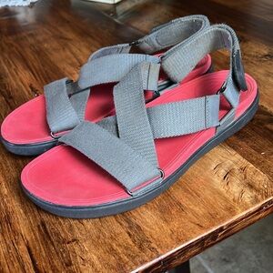 Fitflop Men’s 11 Sling Sandal Red Gray Comfort Shoe
